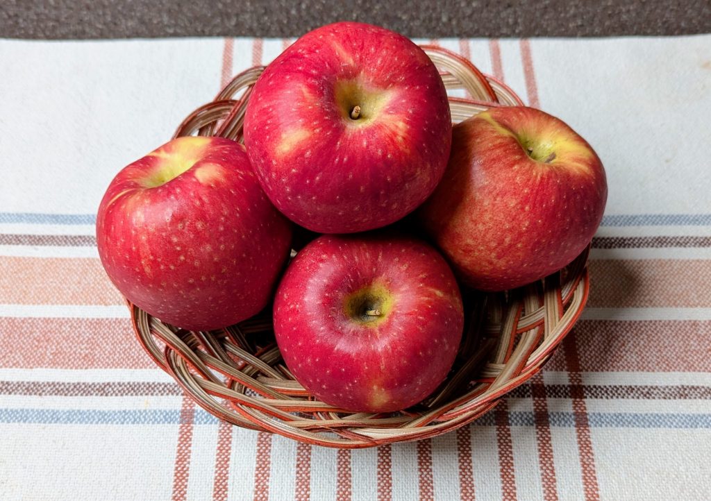 apples in basket