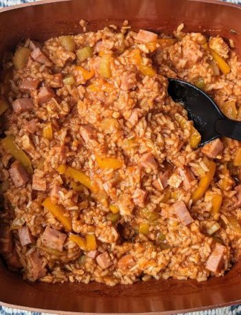 Ham and Chicken Jambalaya ready to serve