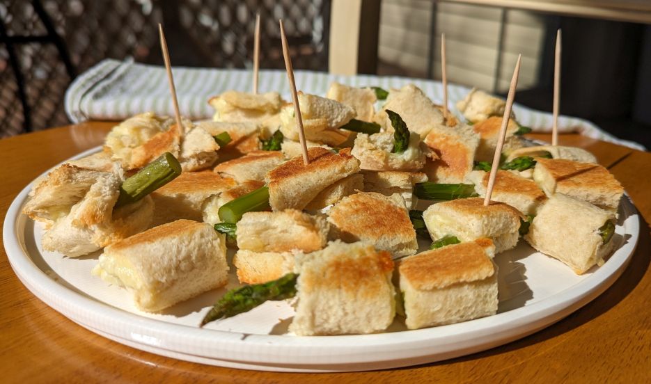 asparagus canapes on plate