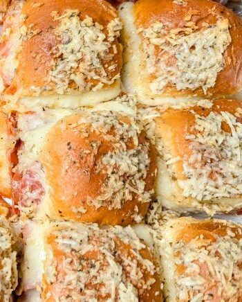 cheesy pepperoni pizza sliders