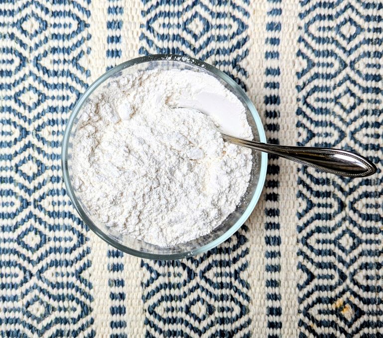 dry ingredients for christmas butter cookies