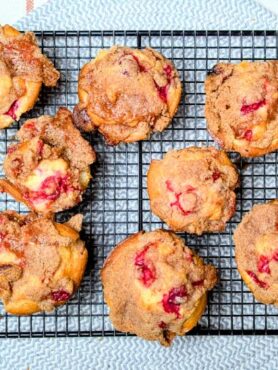 cranberry coffee cake muffins