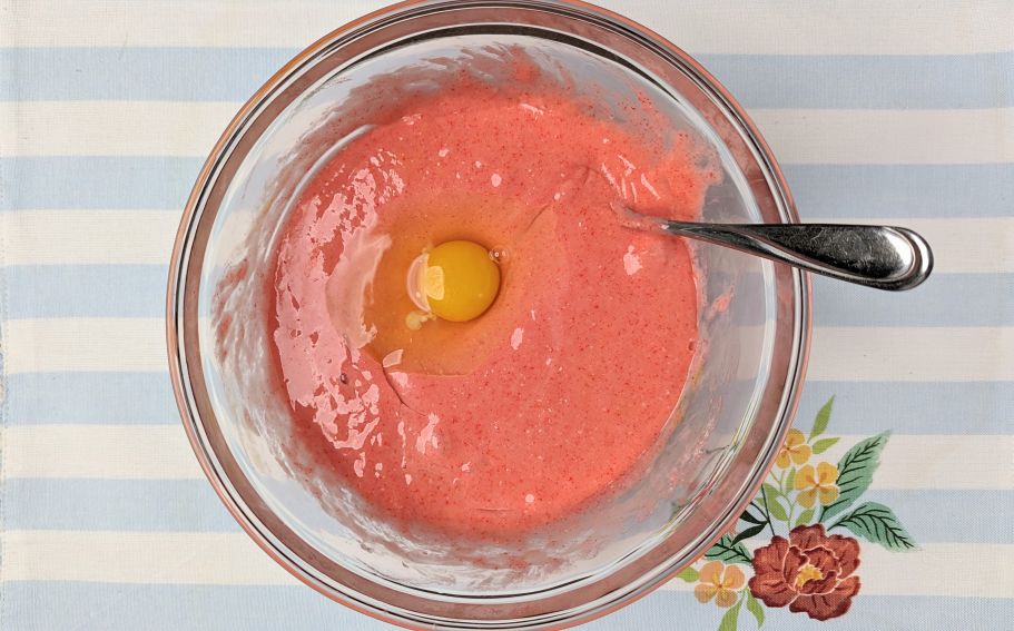 strawberry cake batter