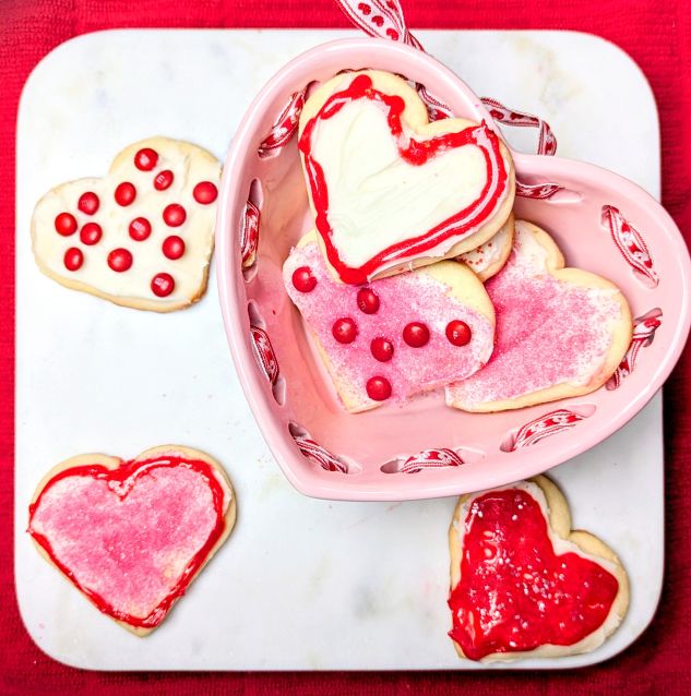 valentine butter cookies in bowl