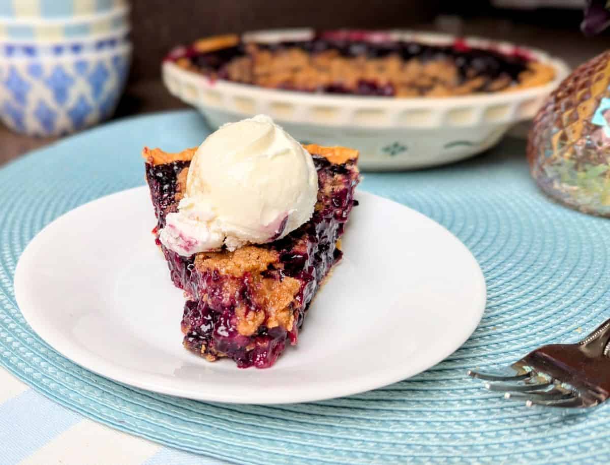 pie with ice cream