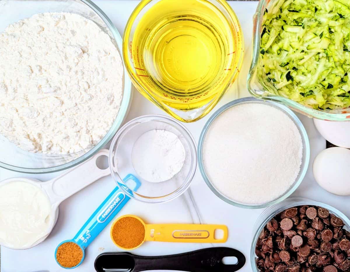 chocolate chip zucchini bread ingredients