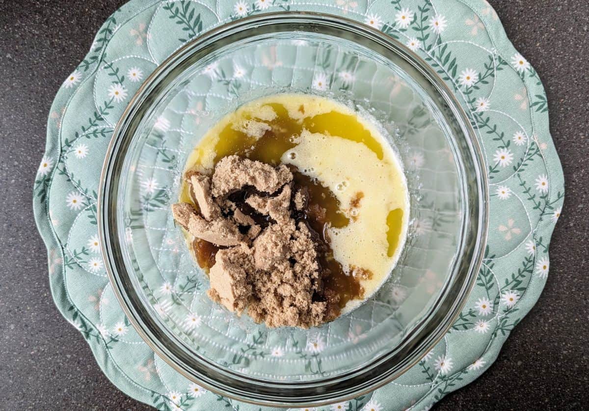 mixing sugar and butter