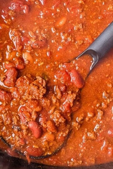 crockpot chili with ladle