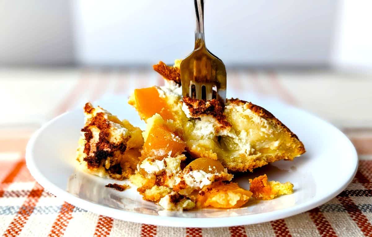 peaches and cream cake cut