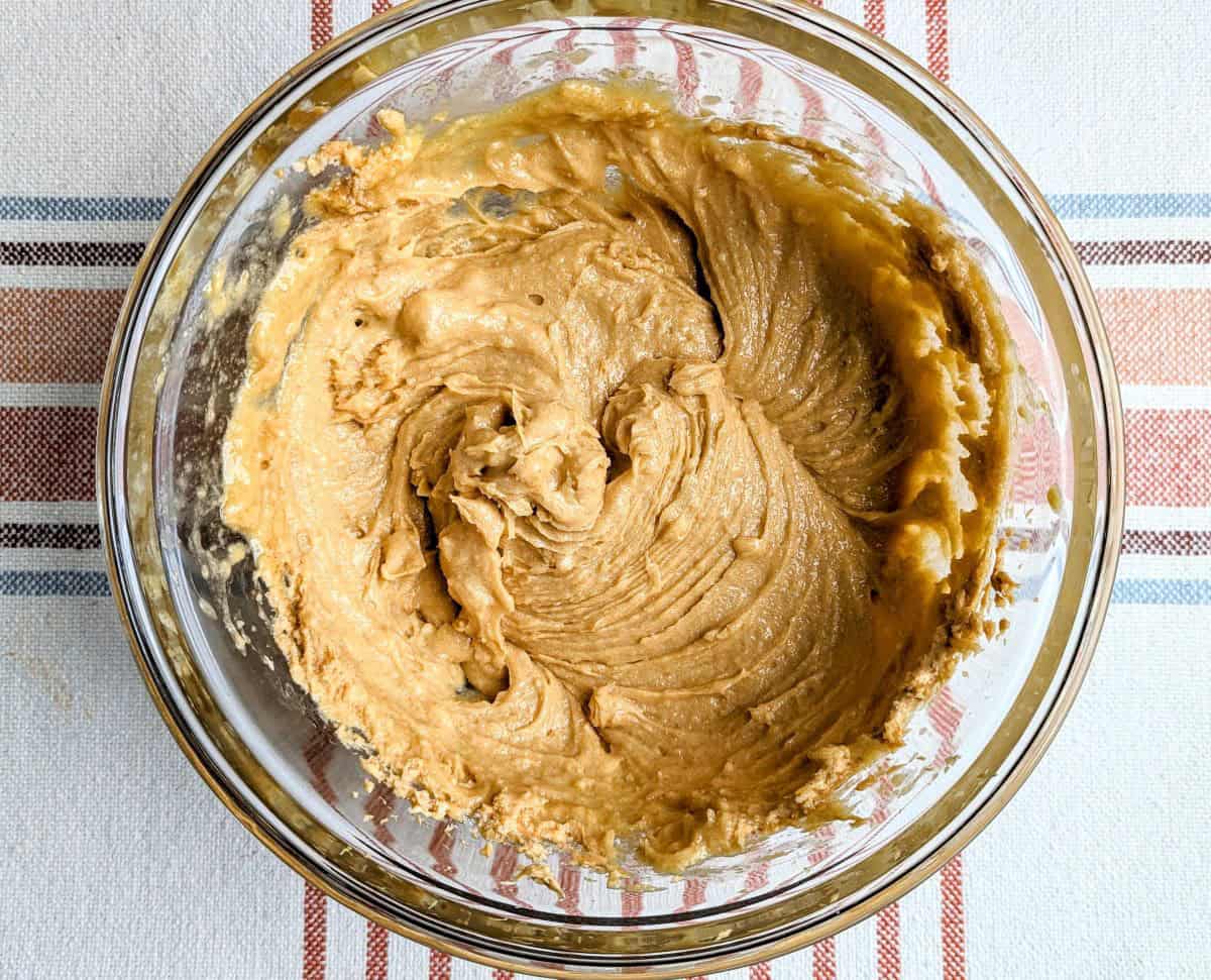 wet ingredients mixed