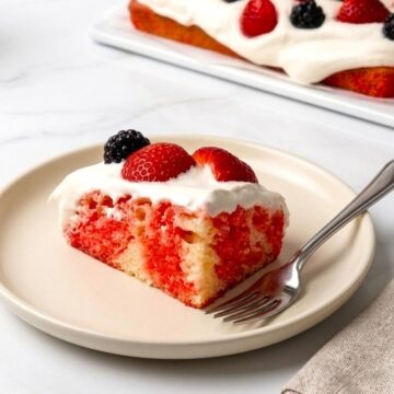 strawberry poke cake