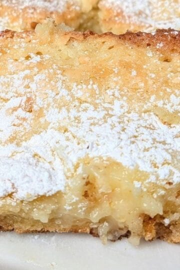 ooey-gooey-butter-cake-recipe-slice