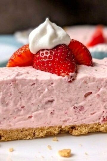 strawberry cream pie slice