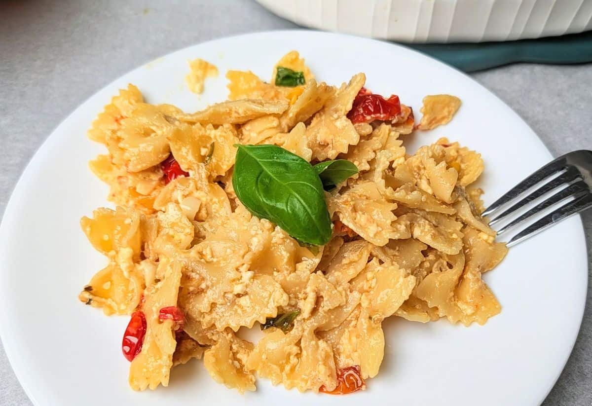 tiktok pasta on plate