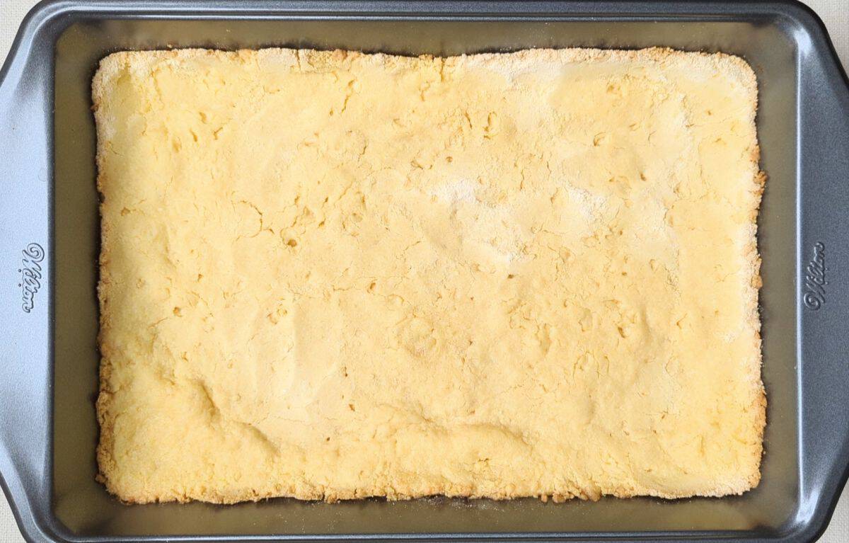 cake mix and butter crust in pan