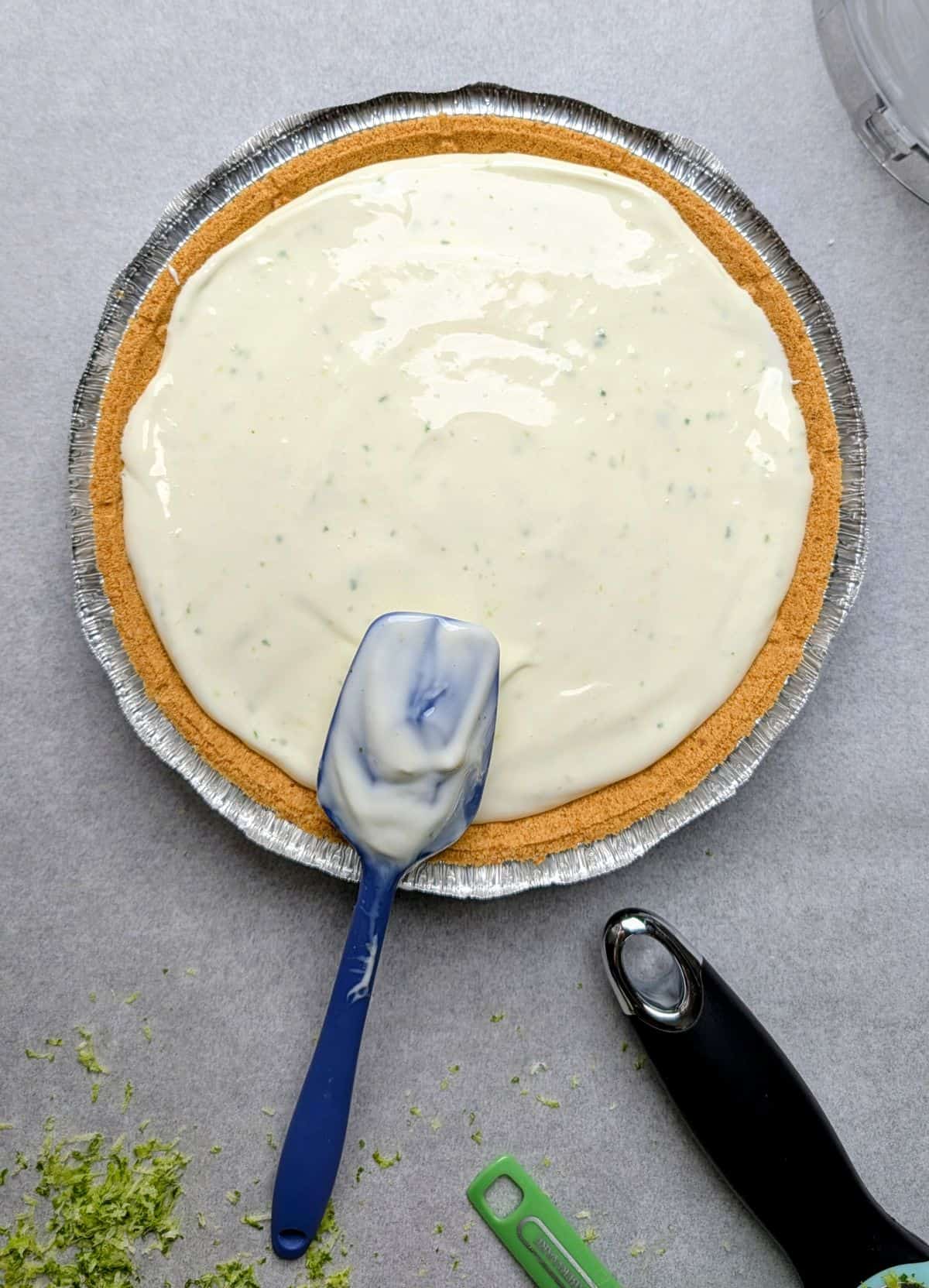 smoothing pie filling in crust