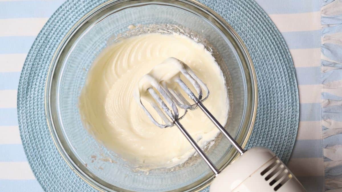 whipping cream cheese