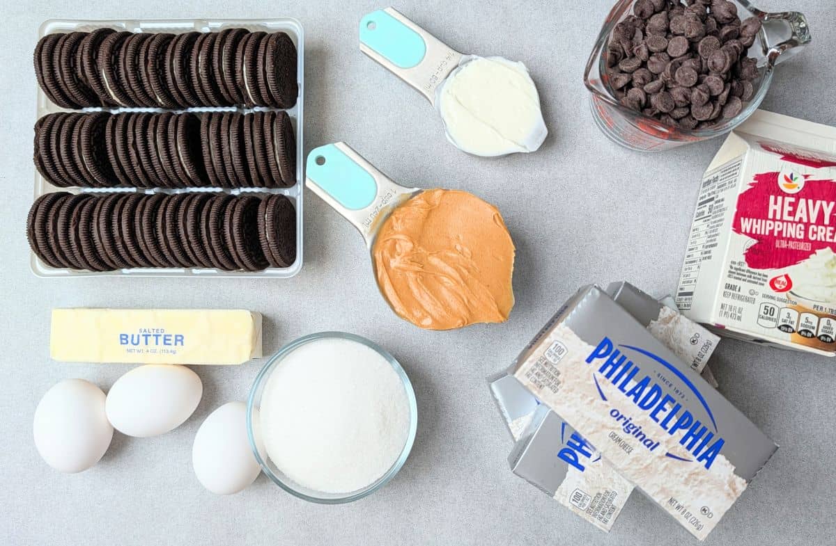 peanut butter cheesecake bars ingredients