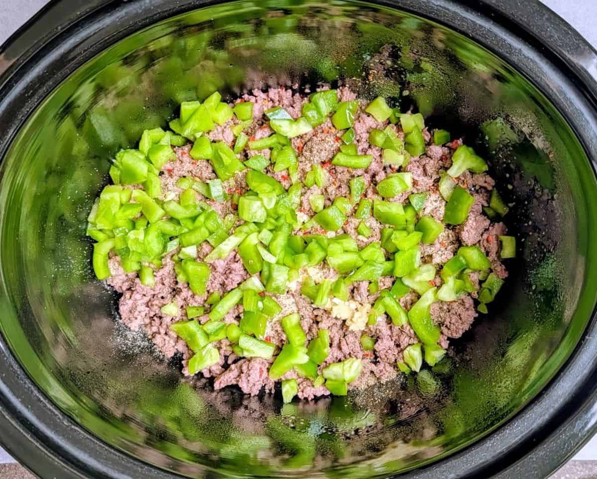 beef seasonings pepper and garlic in crock pot