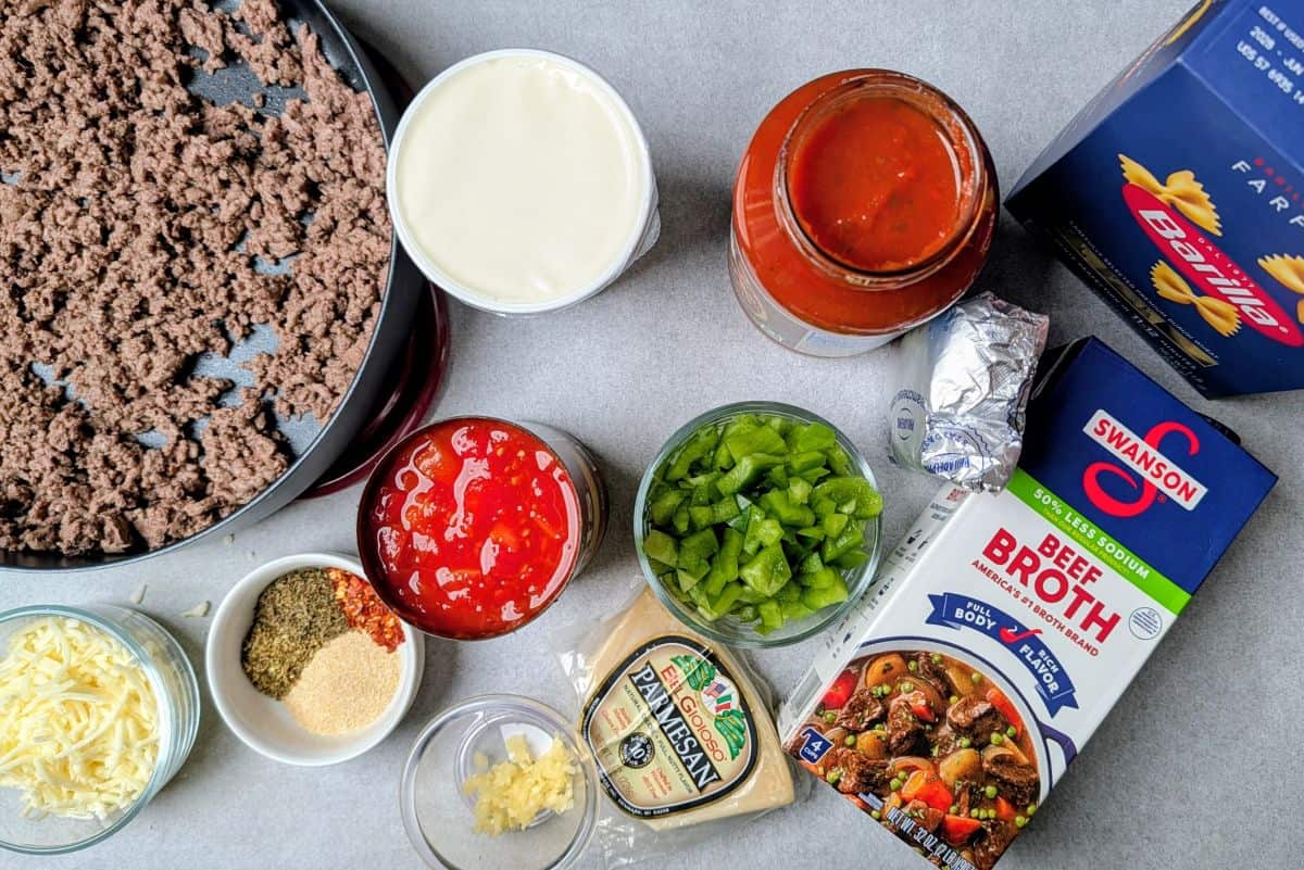 ingredients need for the lasagna crock pot soup
