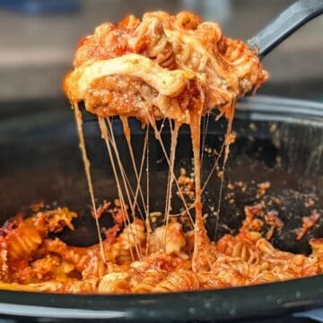 crock pot baked ziti cheese pull